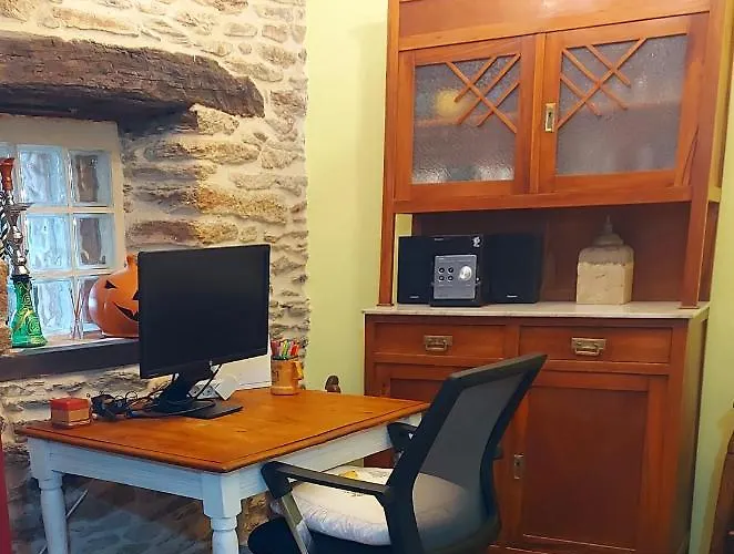 Casa Maruja, * 푸에블라 데 사나브리아