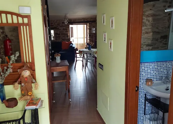 Casa Maruja, 푸에블라 데 사나브리아